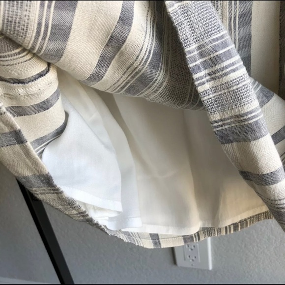 Abercrombie & Fitch Striped Gray Dress - Picture 5 of 6